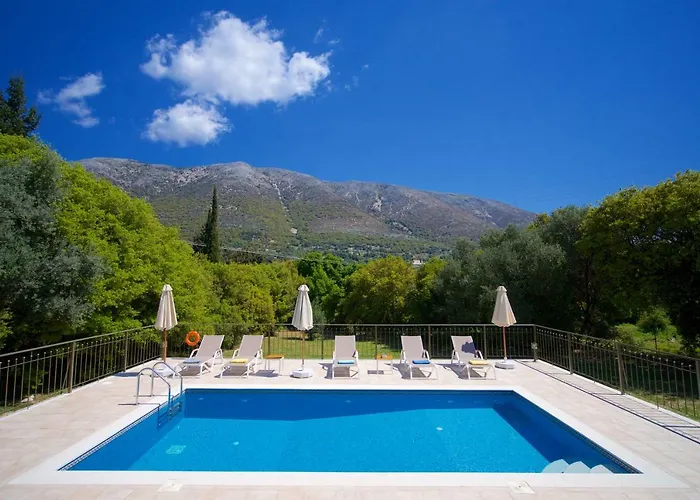 Forest Kefalonia Logarata