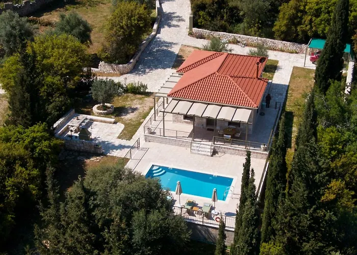 Βίλα Forest Kefalonia Λογαράτα