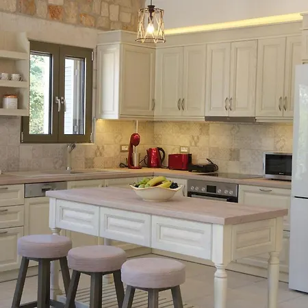 Forest Kefalonia ヴィラ